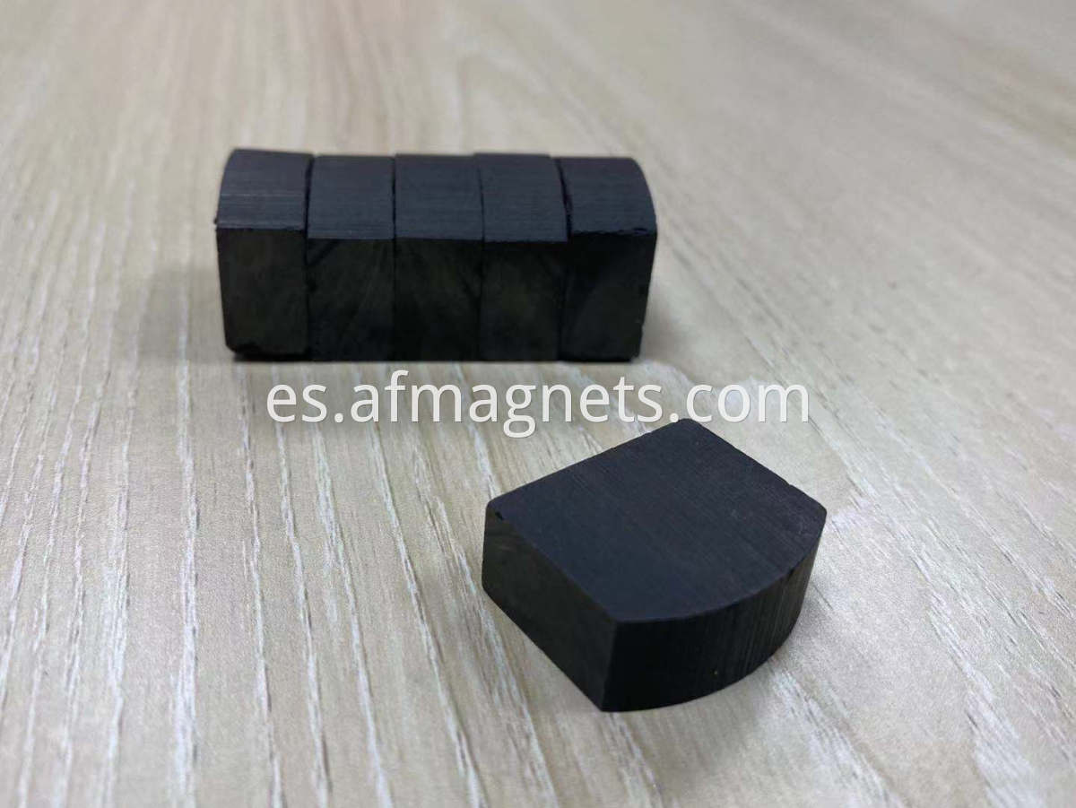 Ceamic Ferrite Magnets 